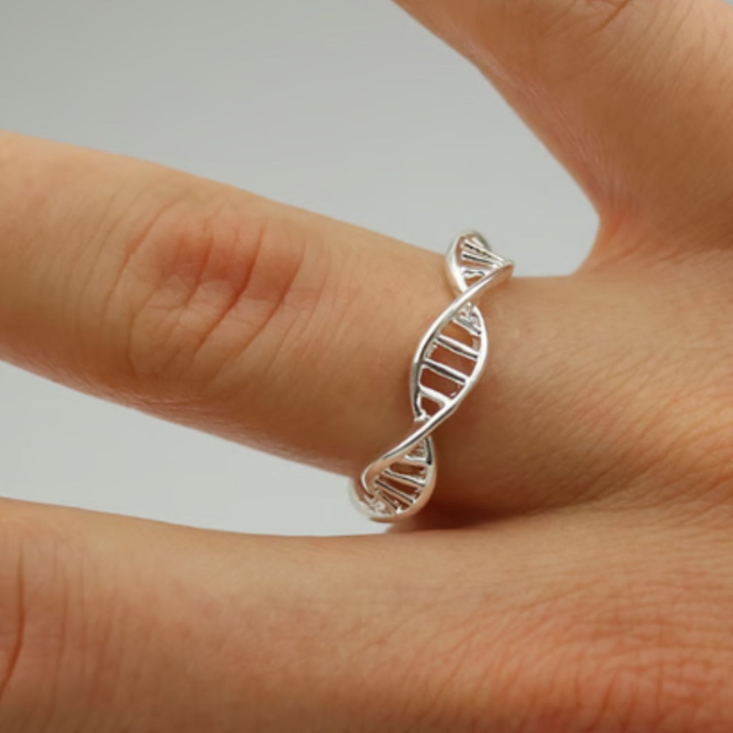 STERLING SILVER DNA RING