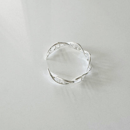 STERLING SILVER DNA RING